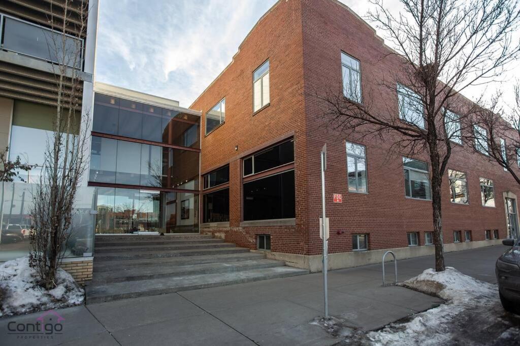 Historic Jd Loft, Near Ice District, Rogers Place, Ug Parking 에드먼턴 외부 사진